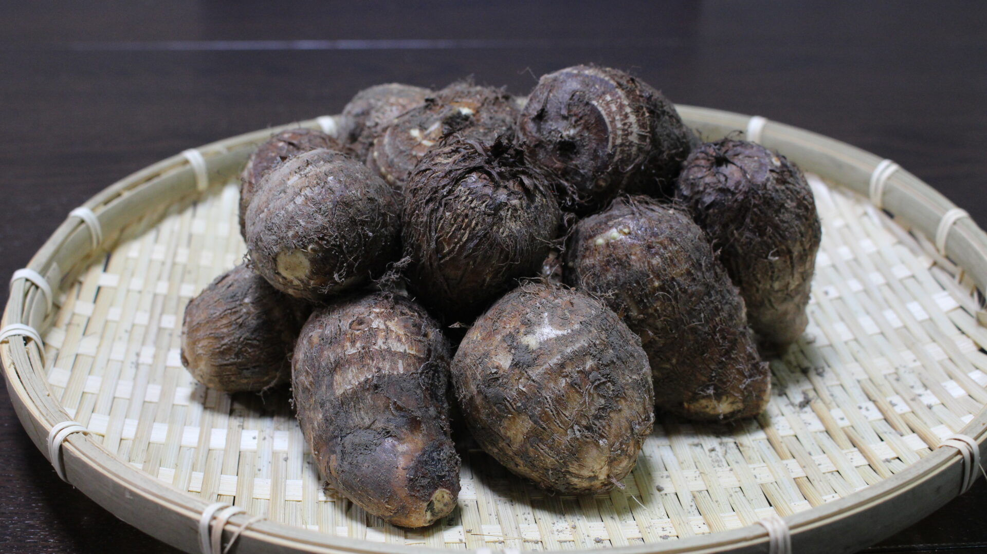 里芋重さ目安, 里芋 大きさ 見分け方 , にら 1束の重さってどれくらい? – YDJK